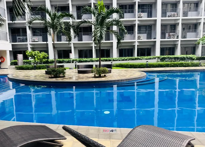 Moa Newly Turn Over 1 Bedroom With Balcony Prier Place 5* Manila