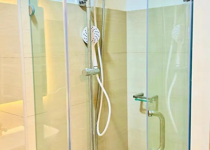 Moa Newly Turn Over 1 Bedroom With Balcony Prier Place