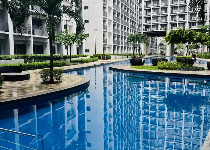 Moa Newly Turn Over 1 Bedroom With Balcony Prier Place 5* Manila
